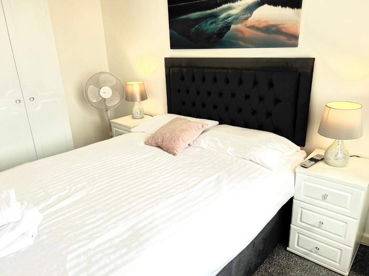 Stunning Beach Front House - Sleeps 6 Pwllheli Dış mekan fotoğraf